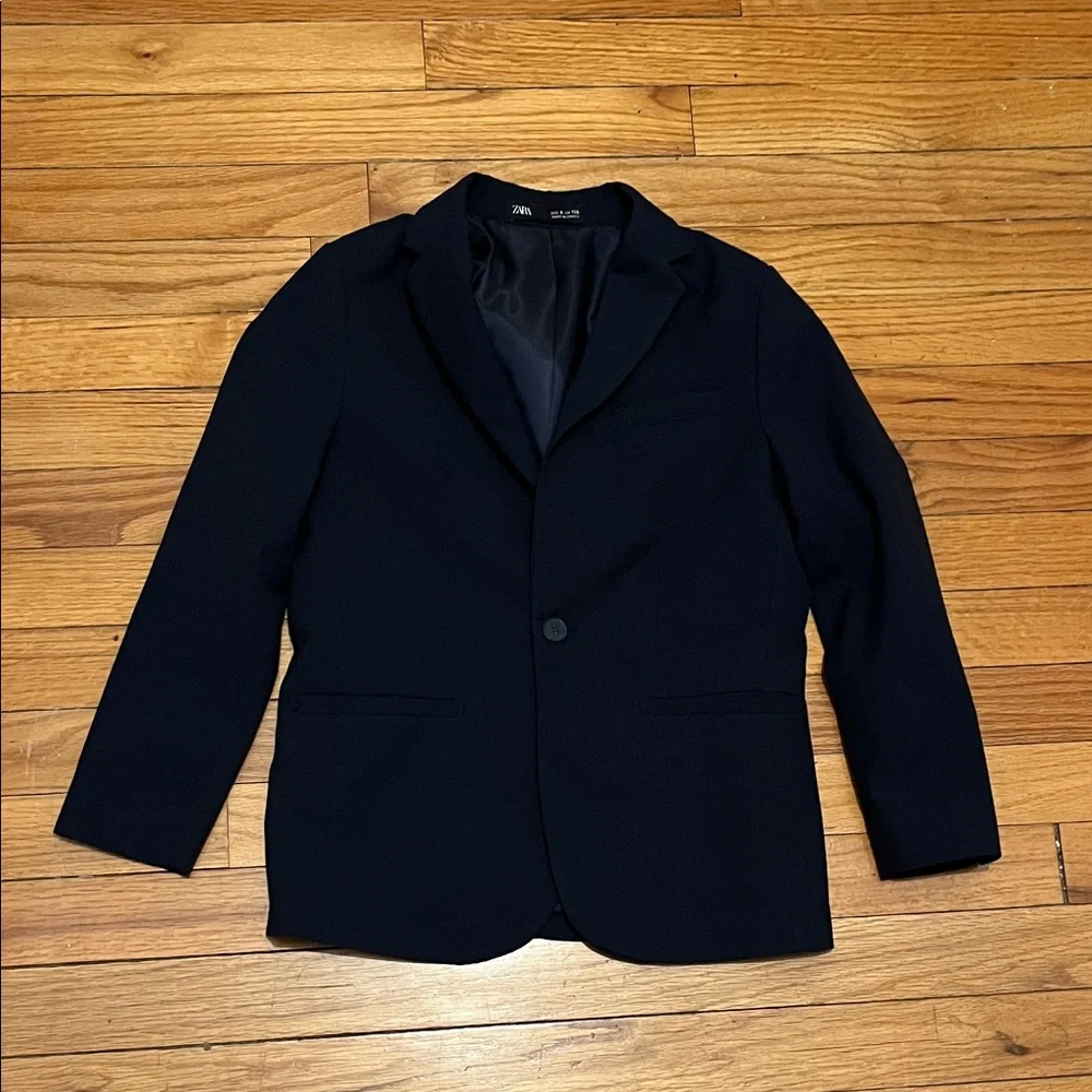 Zara Boy’s Navy Blue Blazer